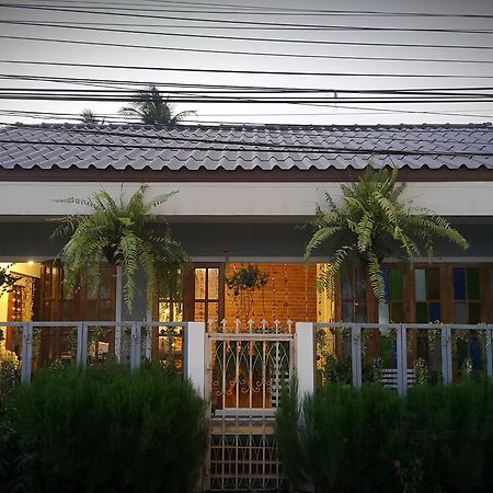 Ban Ing Yom Bed&Breakfast Sukhothai Buitenkant foto